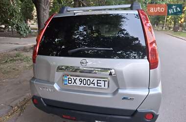 Внедорожник / Кроссовер Nissan X-Trail 2010 в 