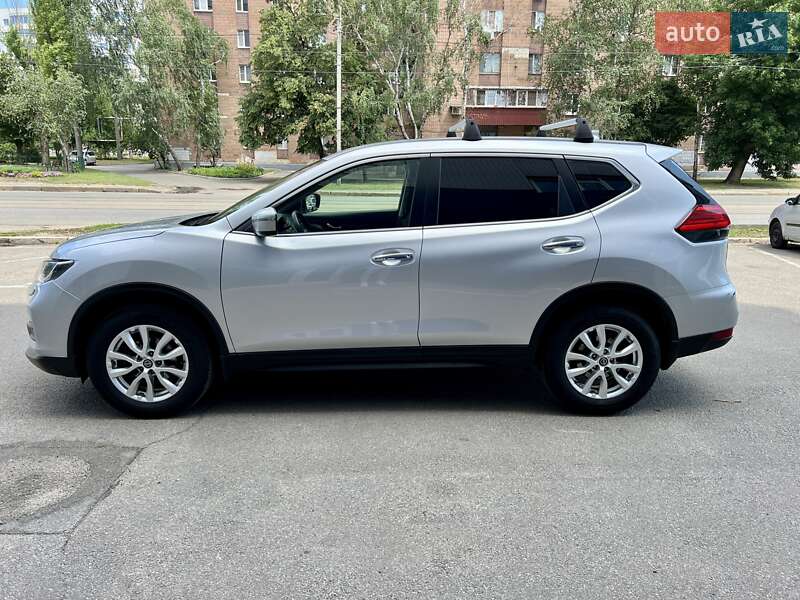 Позашляховик / Кросовер Nissan X-Trail 2017 в Харкові