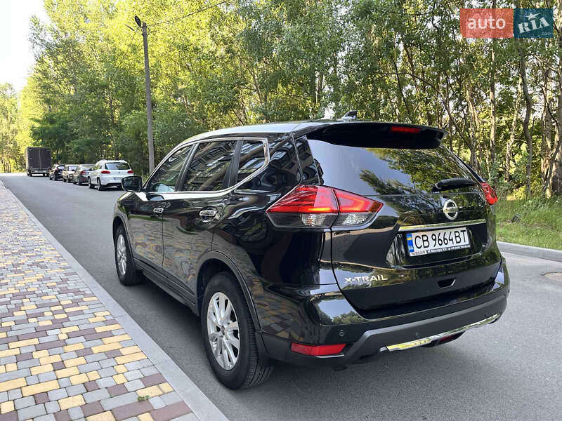 Позашляховик / Кросовер Nissan X-Trail 2018 в Чернігові