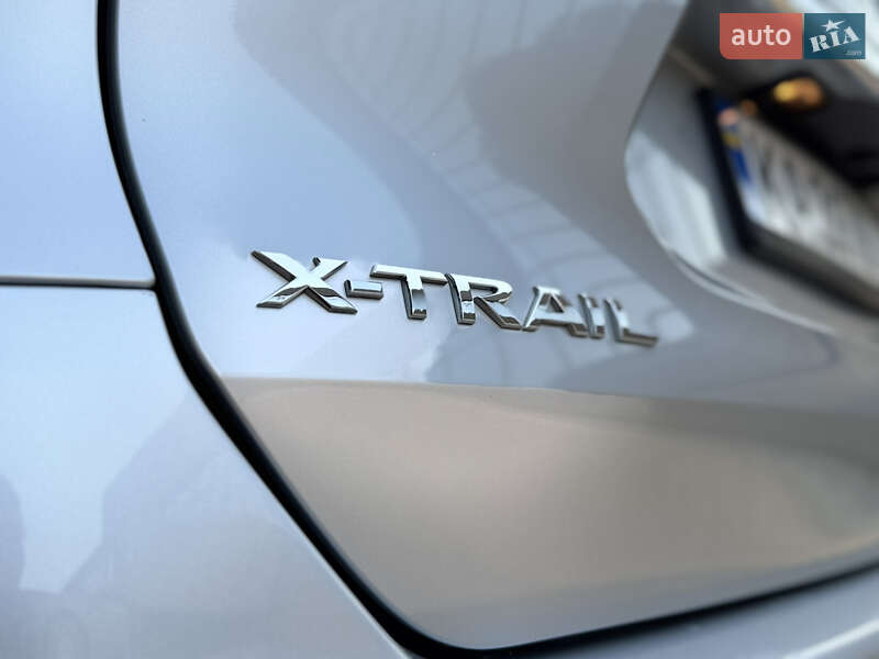 Позашляховик / Кросовер Nissan X-Trail 2016 в Кропивницькому