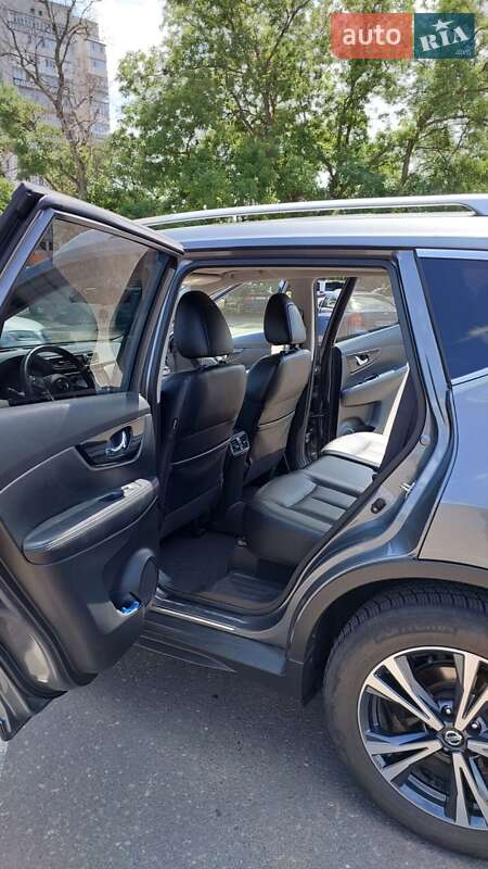 Внедорожник / Кроссовер Nissan X-Trail 2018 в Одессе