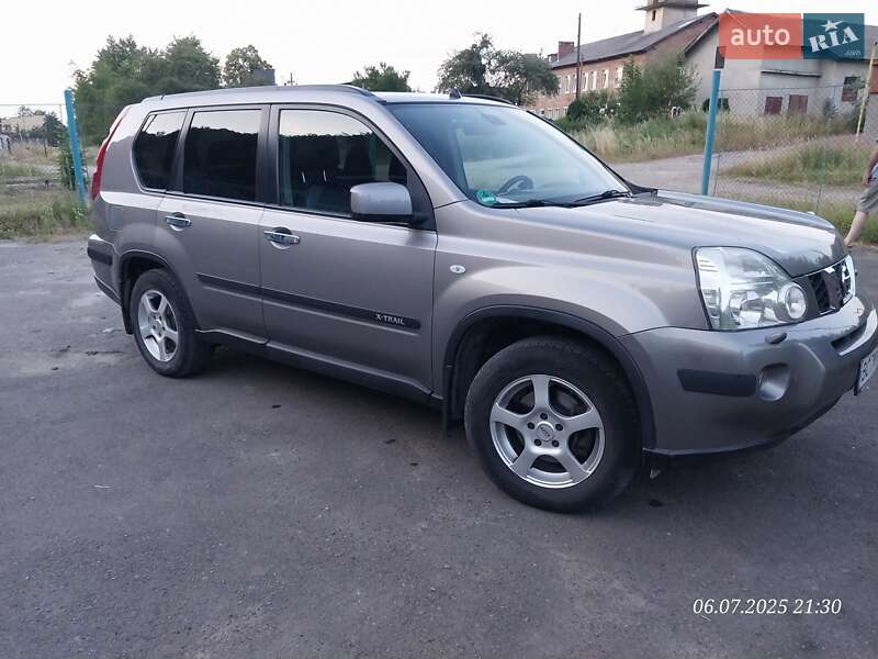 Внедорожник / Кроссовер Nissan X-Trail 2008 в Бориславе