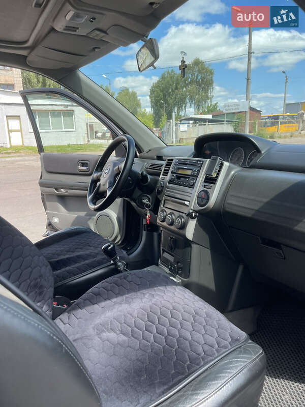 Позашляховик / Кросовер Nissan X-Trail 2006 в Чернігові