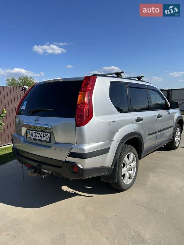 Внедорожник / Кроссовер Nissan X-Trail 2008 в Киеве
