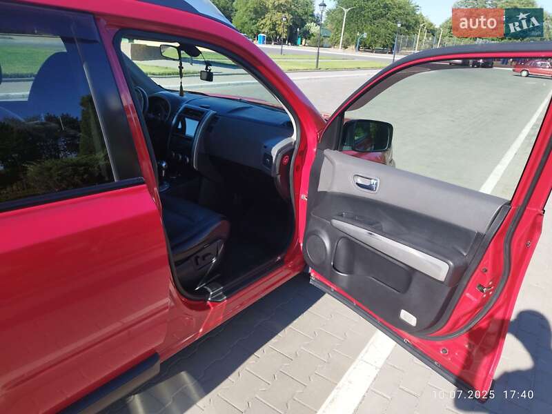 Позашляховик / Кросовер Nissan X-Trail 2007 в Ізмаїлі фото 2 Позашляховик / Кросовер Nissan X-Trail 2007 в Ізмаїлі