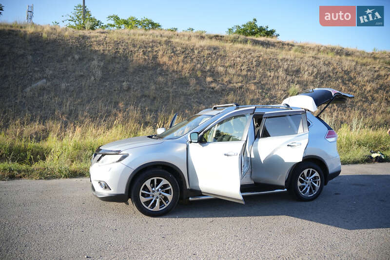 Позашляховик / Кросовер Nissan X-Trail 2016 в Одесі