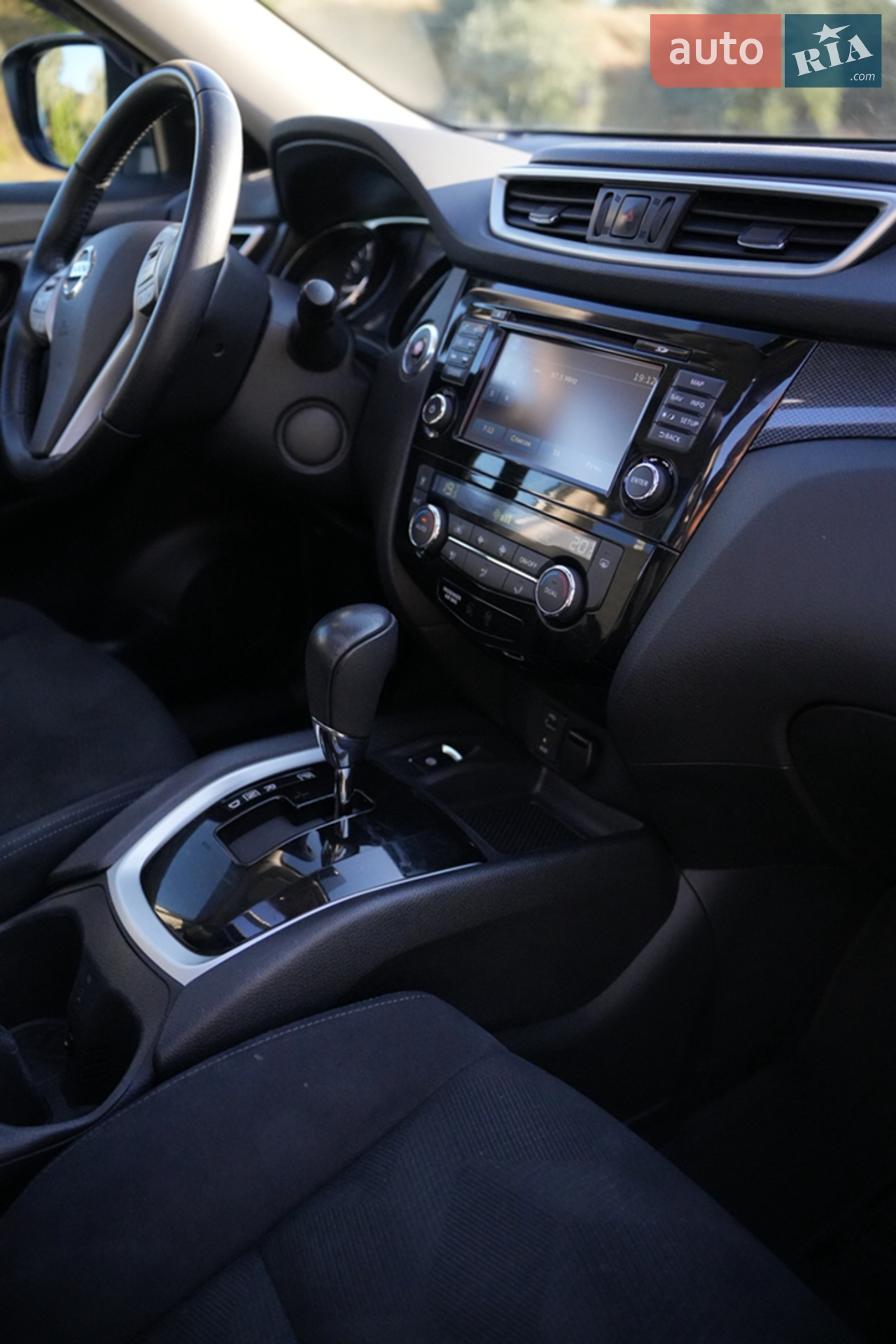 2016 Nissan X-Trail - мініатюра 25