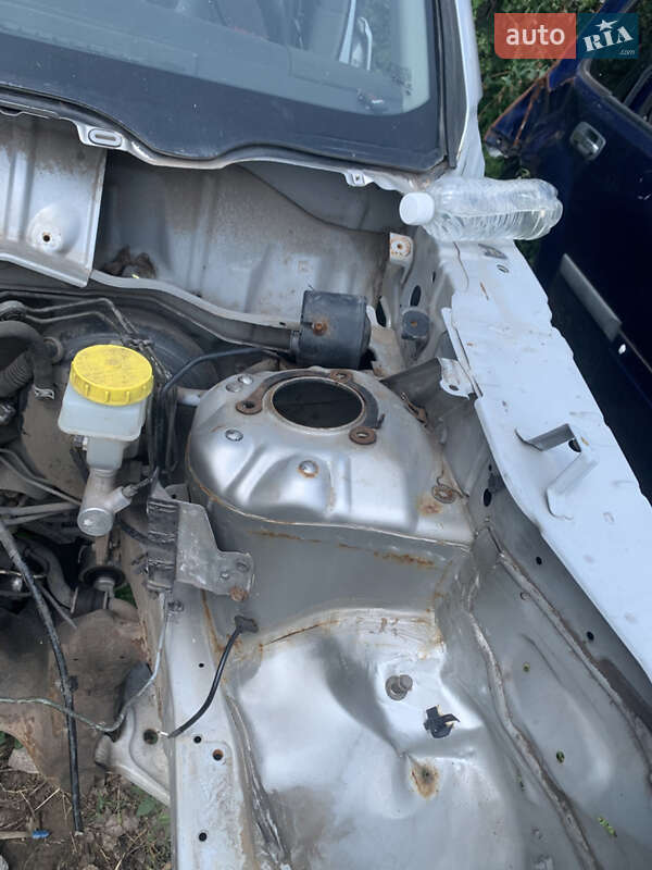 Внедорожник / Кроссовер Nissan X-Trail 2004 в Запорожье