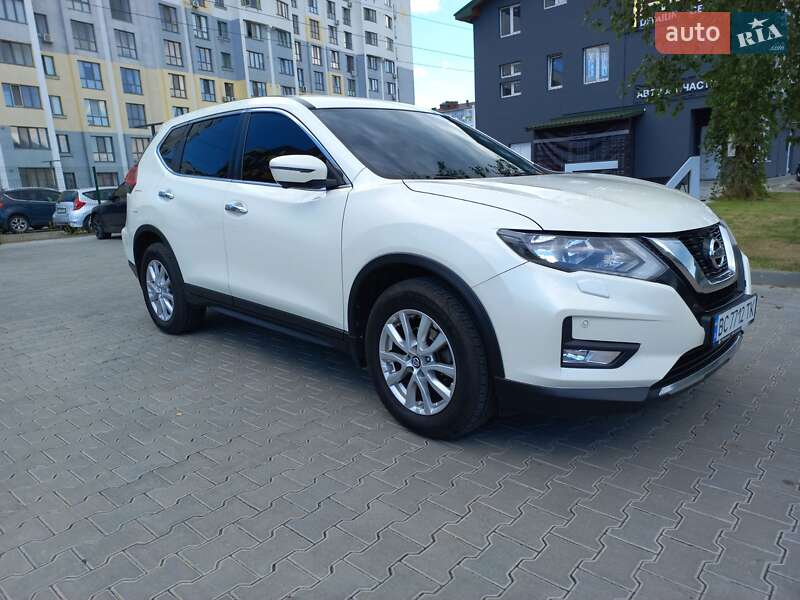 Внедорожник / Кроссовер Nissan X-Trail 2018 в Львове