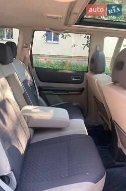 Внедорожник / Кроссовер Nissan X-Trail 2006 в 
