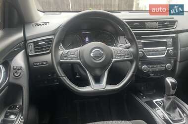 Внедорожник / Кроссовер Nissan X-Trail 2019 в 