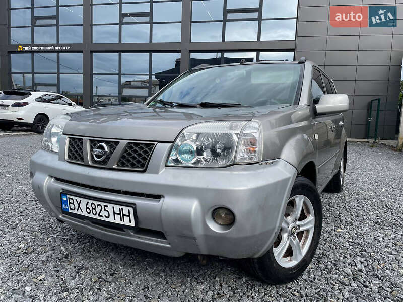 Внедорожник / Кроссовер Nissan X-Trail 2004 в Шепетовке