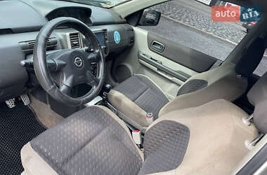Внедорожник / Кроссовер Nissan X-Trail 2004 в 