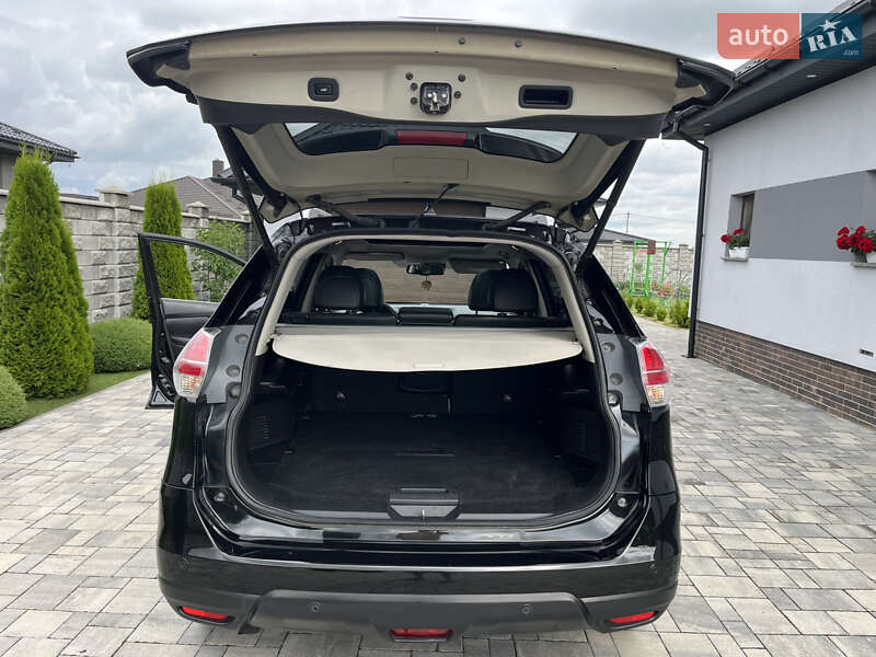 Внедорожник / Кроссовер Nissan X-Trail 2015 в Ровно