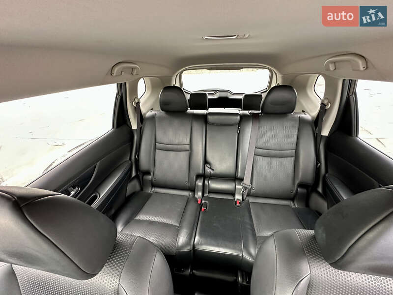 Внедорожник / Кроссовер Nissan X-Trail 2014 в Киеве