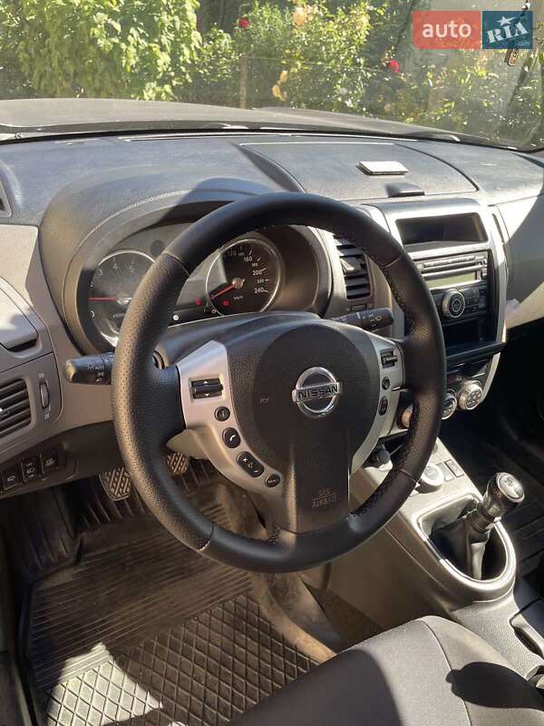 Внедорожник / Кроссовер Nissan X-Trail 2008 в Нововолынске