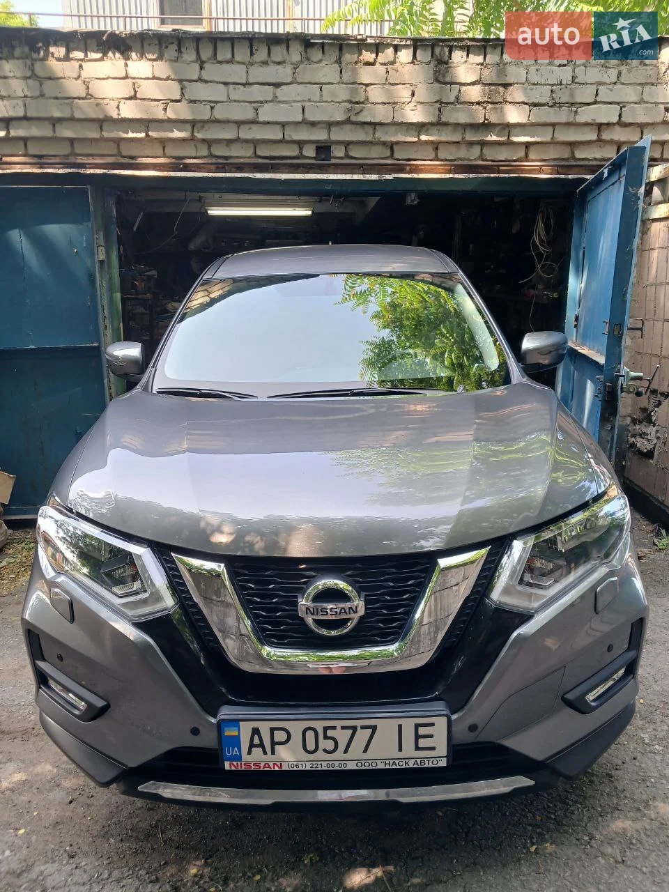 Додатково встановлений парктроник на 8 датчиків.
Замок коробки передач Construct.
Протитуманні фари.
Тоніровка вікон.