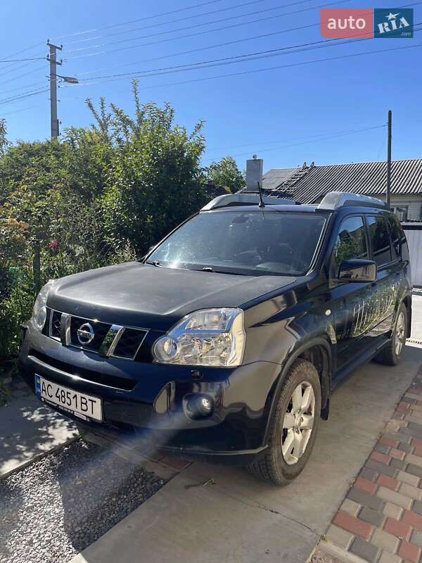 Внедорожник / Кроссовер Nissan X-Trail 2008 в Нововолынске