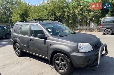Позашляховик / Кросовер Nissan X-Trail 2004 в Києві