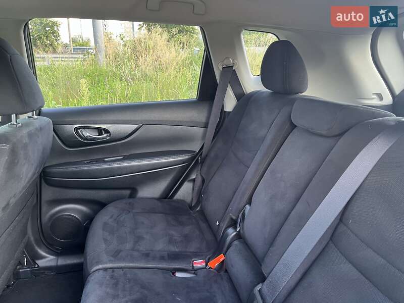 Внедорожник / Кроссовер Nissan X-Trail 2017 в Киеве