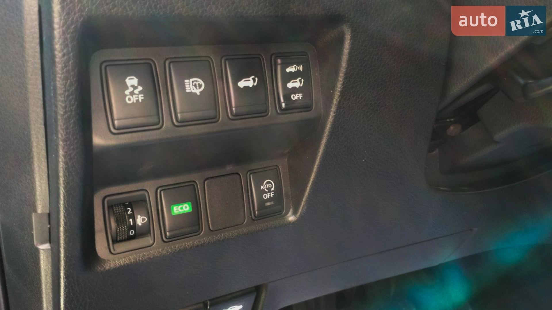 2015 Nissan X-Trail - мініатюра 21