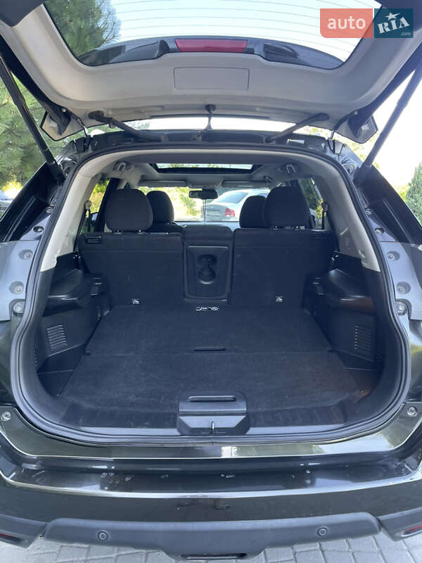 Позашляховик / Кросовер Nissan X-Trail 2015 в Дніпрі