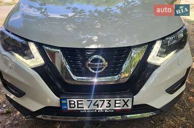 Позашляховик / Кросовер Nissan X-Trail 2017 в Южноукраїнську