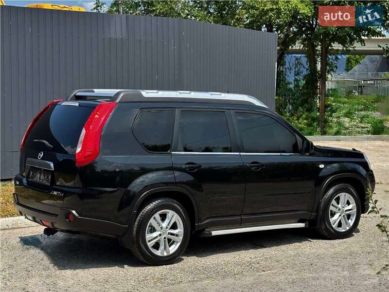 Внедорожник / Кроссовер Nissan X-Trail 2014 в Днепре