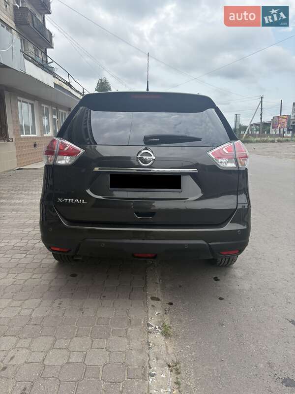 Позашляховик / Кросовер Nissan X-Trail 2017 в Коломиї