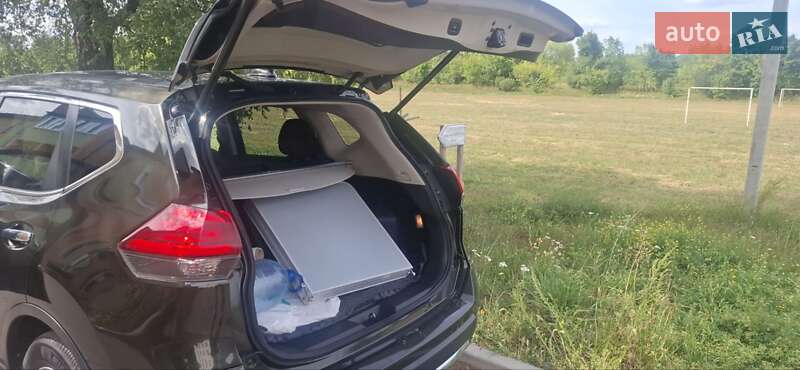 Внедорожник / Кроссовер Nissan X-Trail 2017 в Чернигове