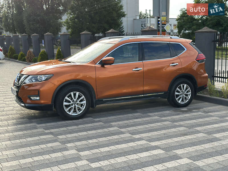 Позашляховик / Кросовер Nissan X-Trail 2018 в Львові