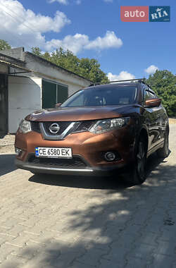 Позашляховик / Кросовер Nissan X-Trail 2016 в Чернівцях