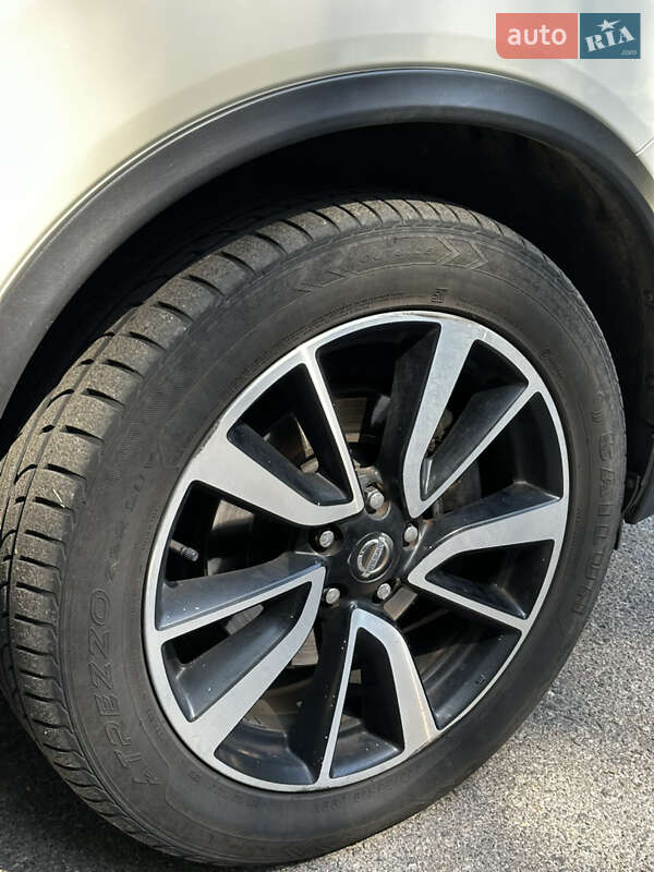 Внедорожник / Кроссовер Nissan X-Trail 2017 в Хмельнике