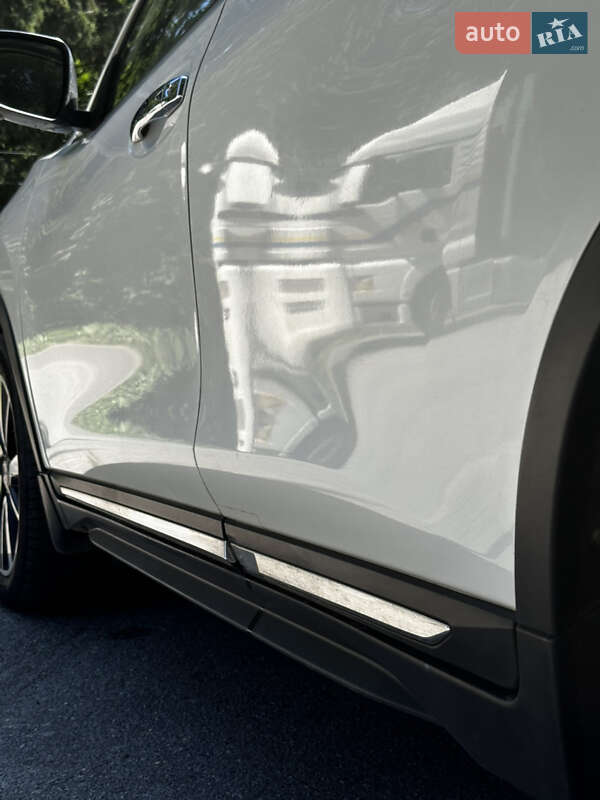 Внедорожник / Кроссовер Nissan X-Trail 2017 в Киеве