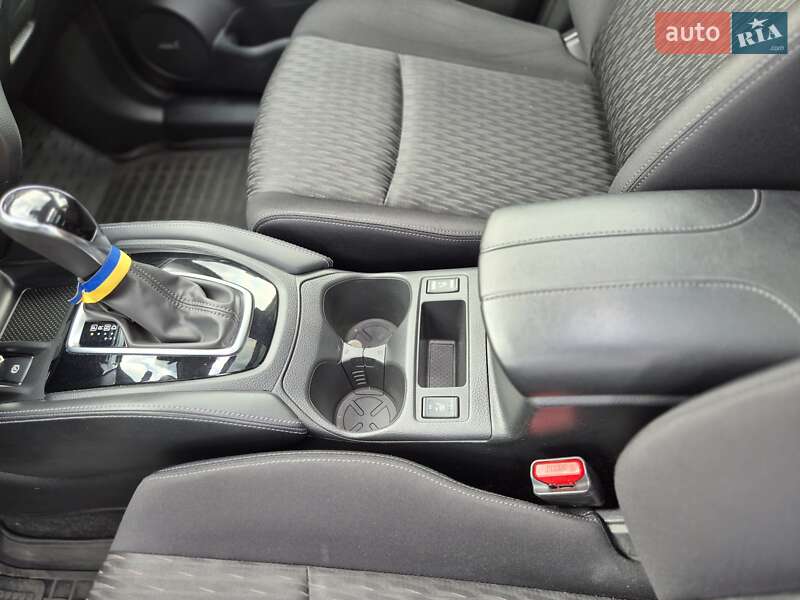 Позашляховик / Кросовер Nissan X-Trail 2017 в Києві