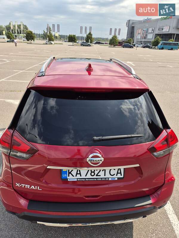 Позашляховик / Кросовер Nissan X-Trail 2017 в Києві