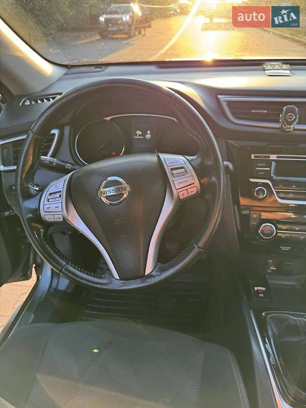 Позашляховик / Кросовер Nissan X-Trail 2015 в Білій Церкві