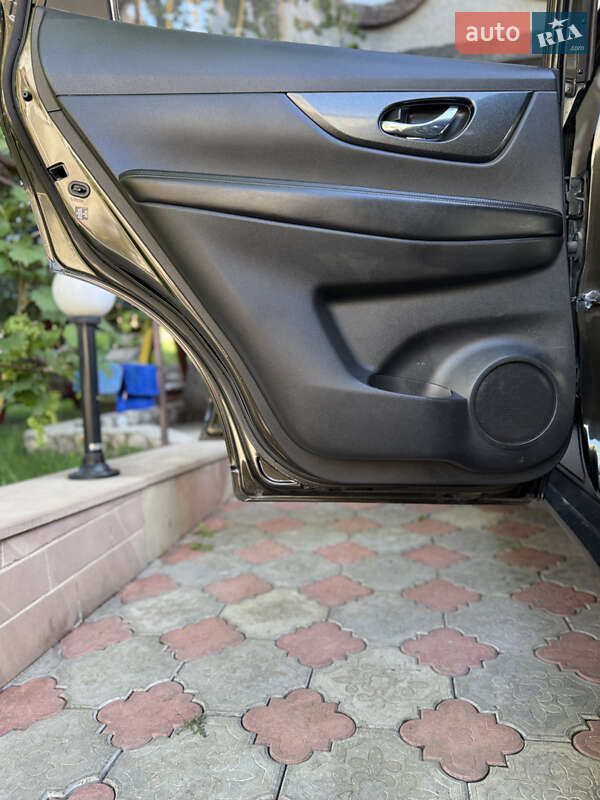 Позашляховик / Кросовер Nissan X-Trail 2016 в Тернополі