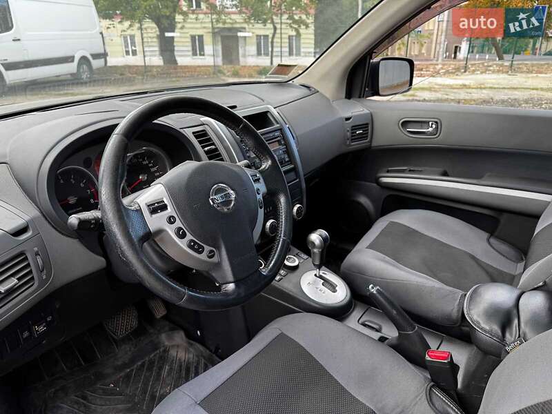 Позашляховик / Кросовер Nissan X-Trail 2008 в Києві