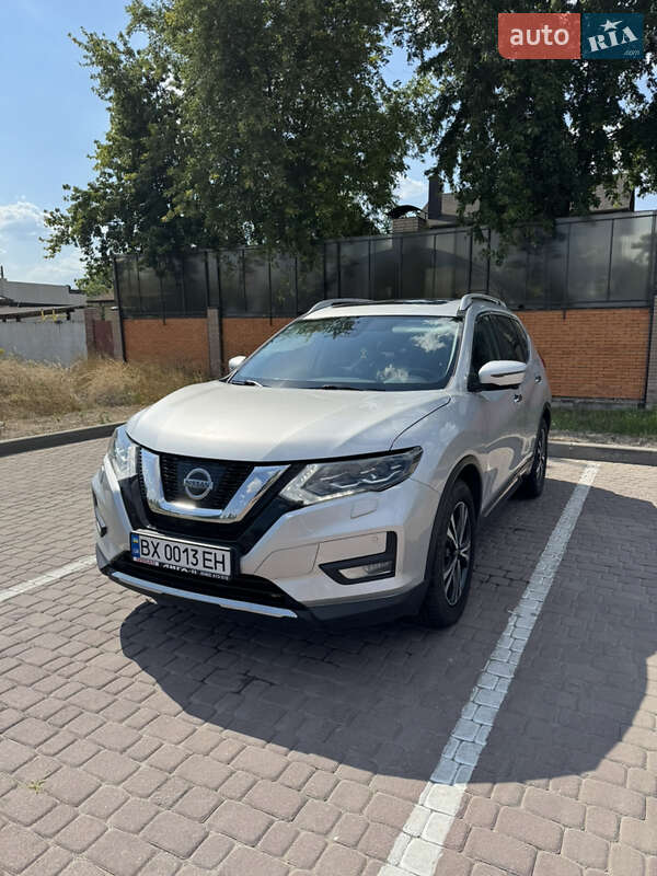 Позашляховик / Кросовер Nissan X-Trail 2020 в Хмельницькому
