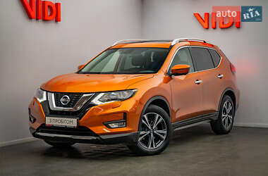 Внедорожник / Кроссовер Nissan X-Trail 2017 в Киеве