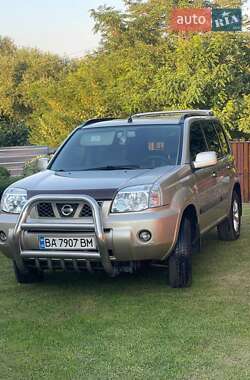 Позашляховик / Кросовер Nissan X-Trail 2007 в Гайвороні