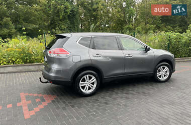 Внедорожник / Кроссовер Nissan X-Trail 2015 в 