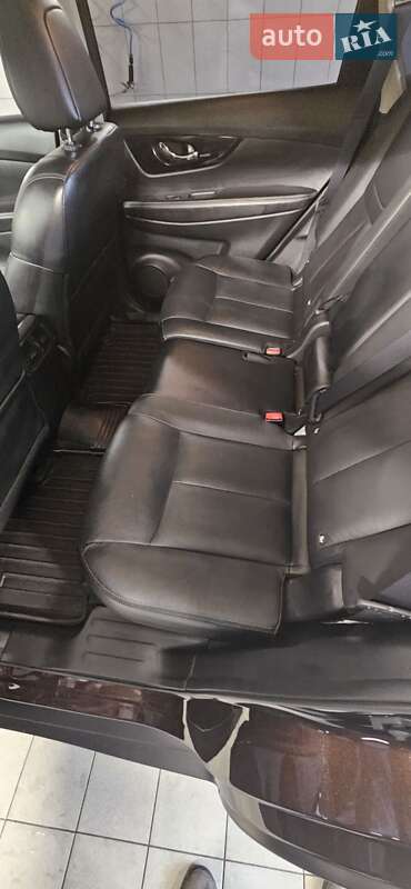 Внедорожник / Кроссовер Nissan X-Trail 2021 в Косове