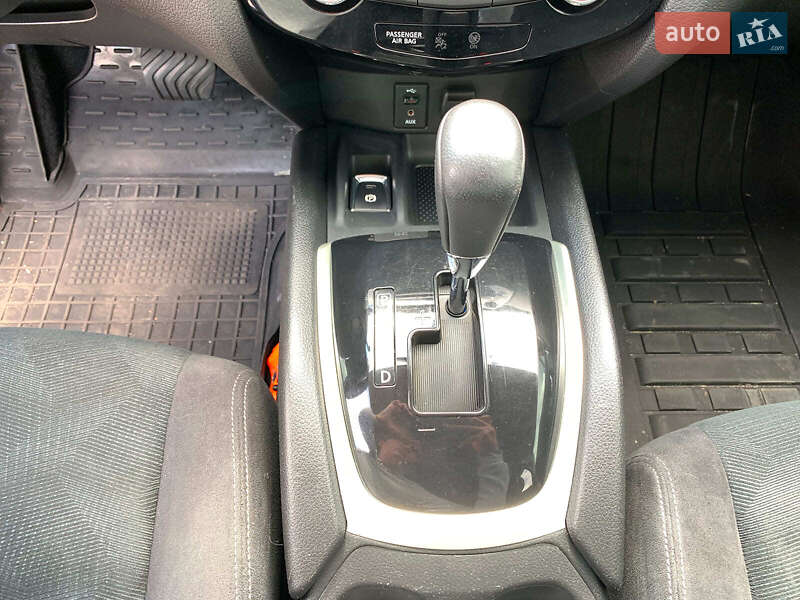 Внедорожник / Кроссовер Nissan X-Trail 2016 в Виннице