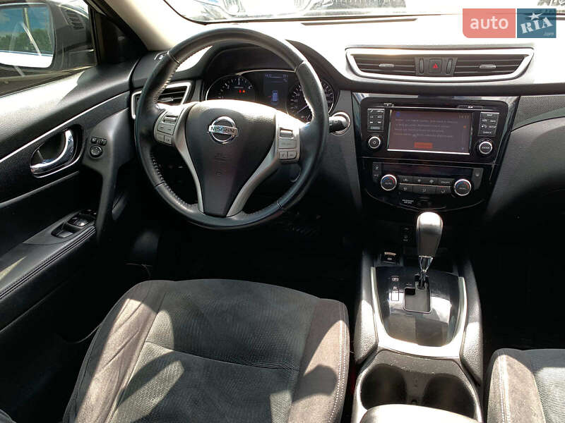 Внедорожник / Кроссовер Nissan X-Trail 2016 в Виннице