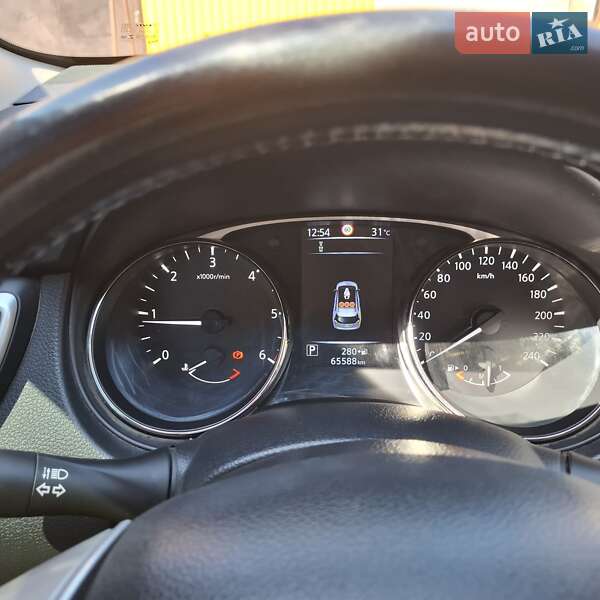 Позашляховик / Кросовер Nissan X-Trail 2017 в Первомайську