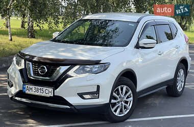 Позашляховик / Кросовер Nissan X-Trail 2017 в Києві