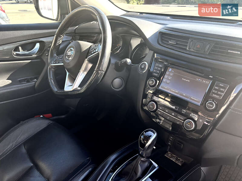 Внедорожник / Кроссовер Nissan X-Trail 2017 в Жашкове фото 7 Внедорожник / Кроссовер Nissan X-Trail 2017 в Жашкове