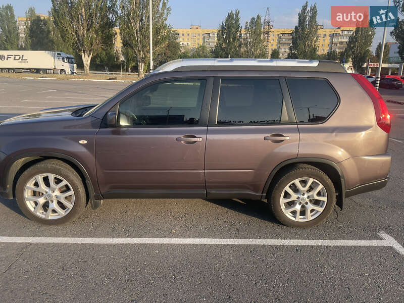 Позашляховик / Кросовер Nissan X-Trail 2011 в Дніпрі